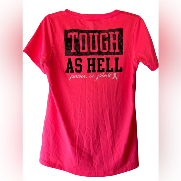 Under Armour Tops - Under Armour Slim Fitted heat gear Size M